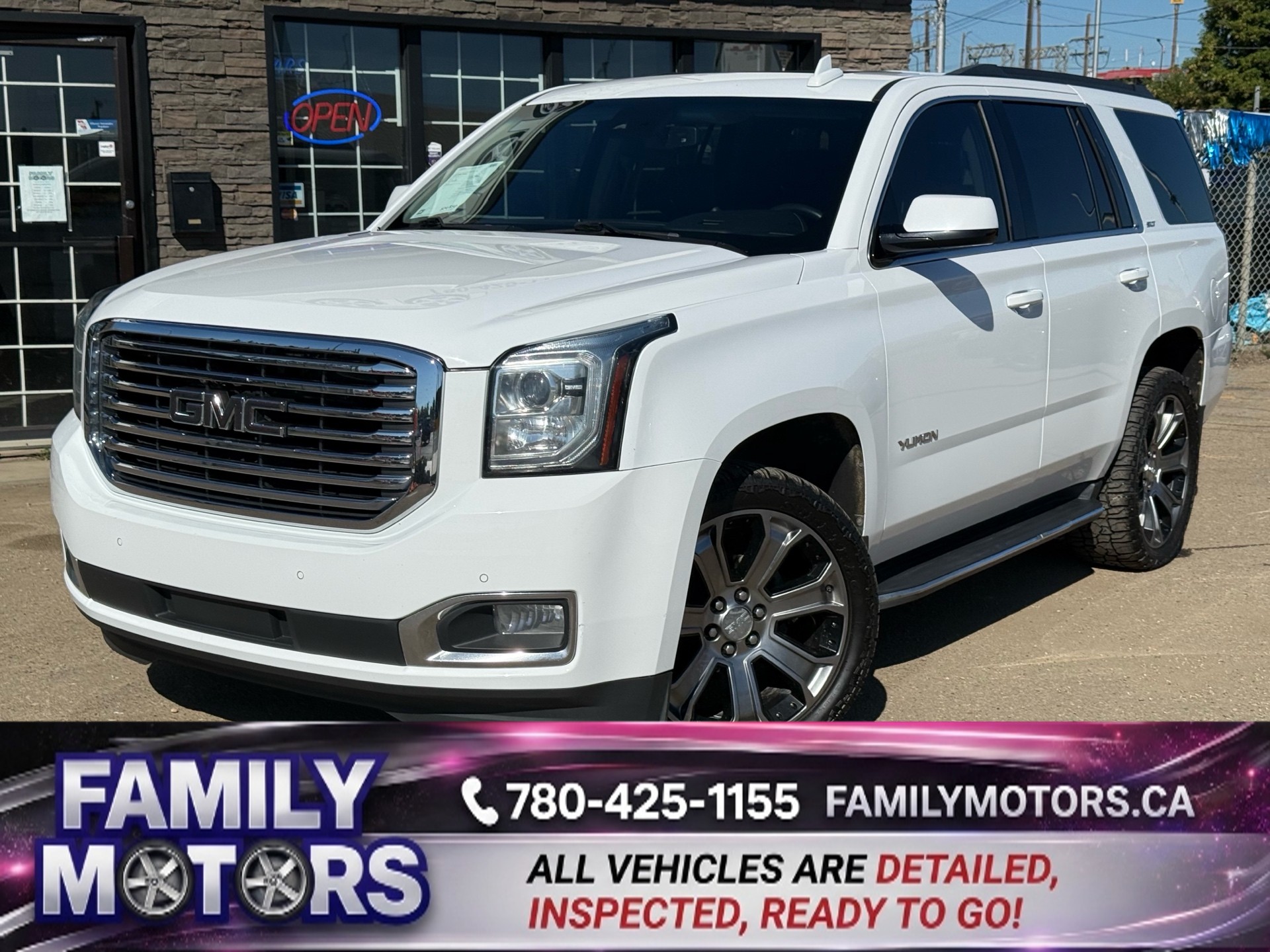 White 2019 GMC Yukon SUV / Crossover Four-Wheel Drive Automatic