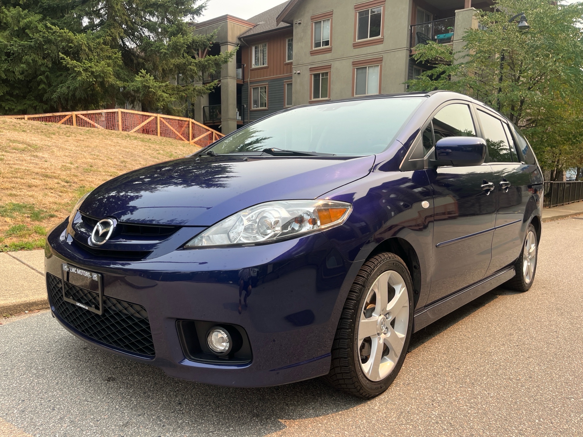 Blue 2006 Mazda MAZDA5 Minivan 5-Speed Manual