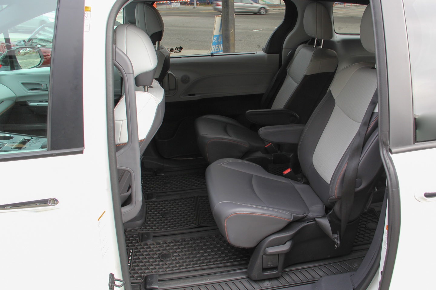 2022 Toyota Sienna Hybrid XSE AWD, 温哥华, 全款车