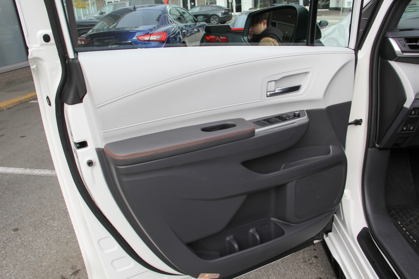 2022 Toyota Sienna Hybrid XSE AWD, 温哥华, 全款车