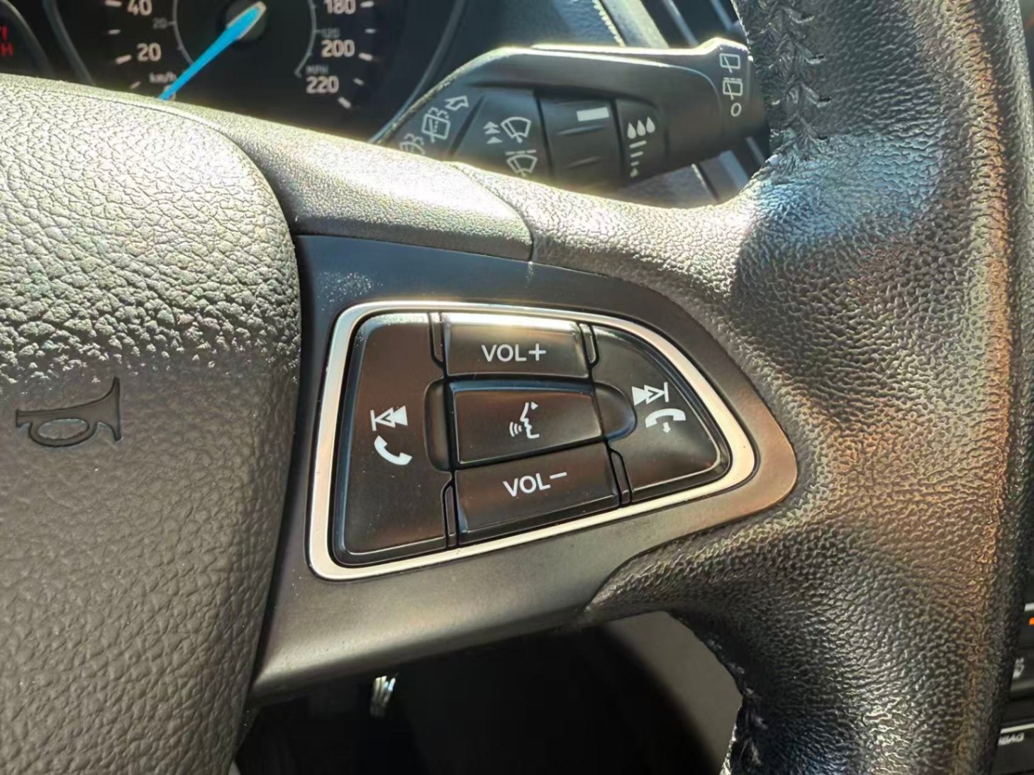 2018 Ford Escape SEL 4WD, 多伦多, 全款车