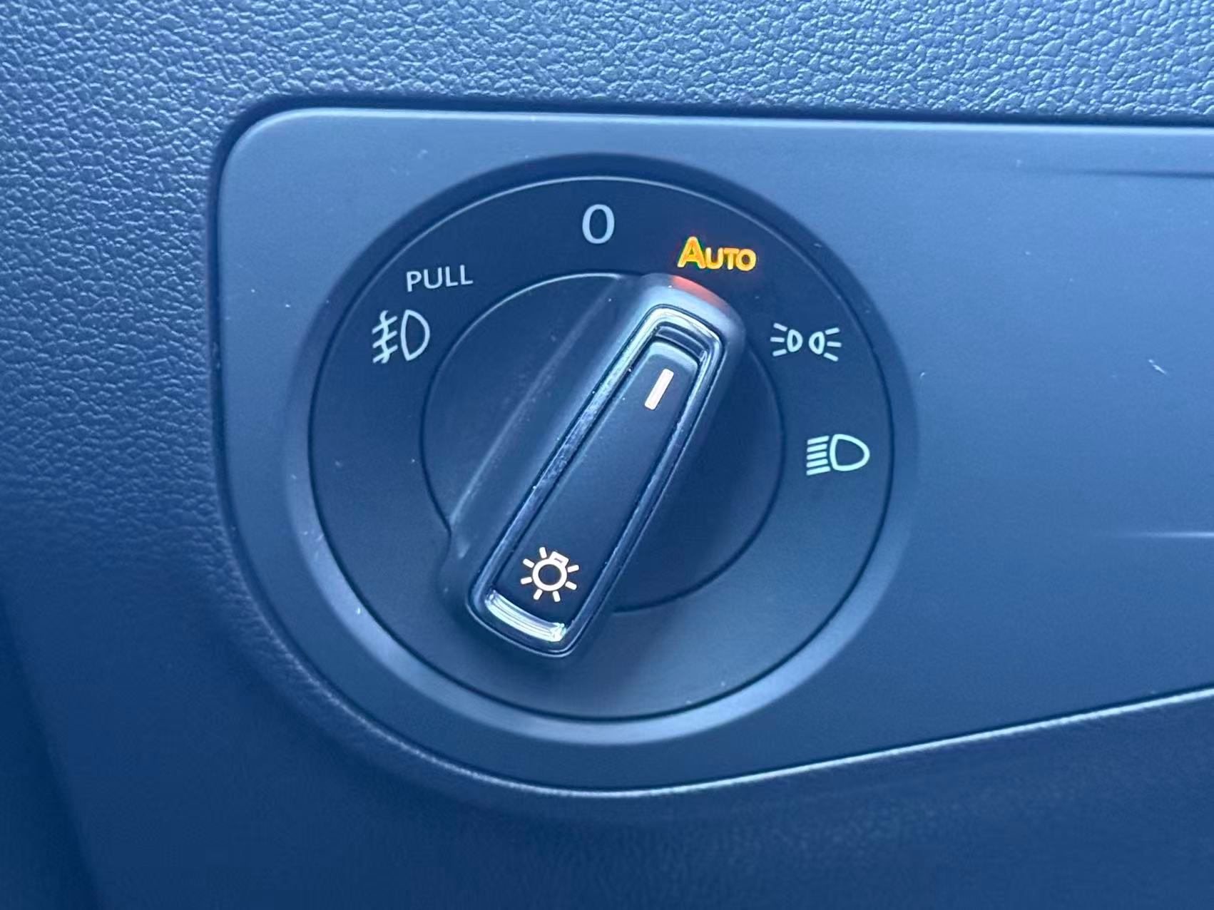 2018 Volkswagen Tiguan Comfortline 4MOTION *Ltd Avail*, 多伦多, 全款车