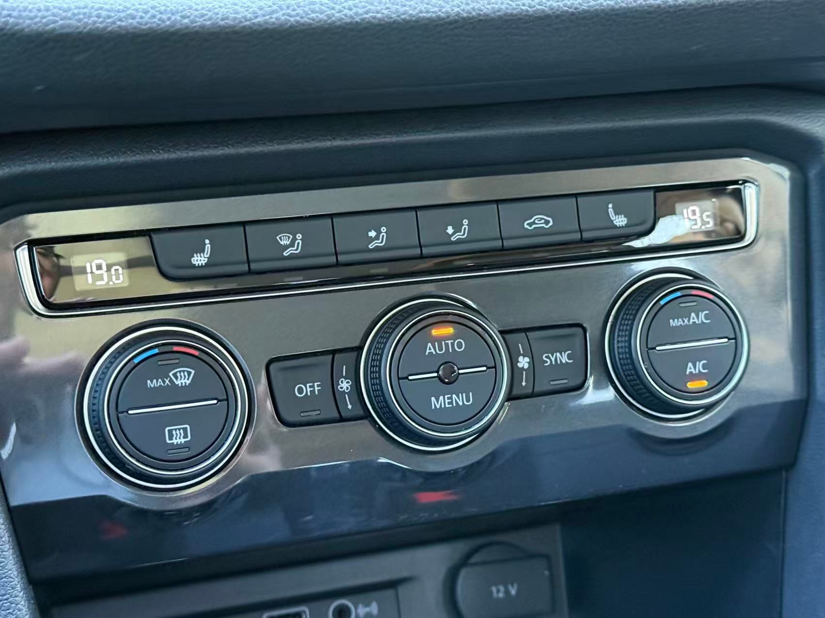 2018 Volkswagen Tiguan Comfortline 4MOTION *Ltd Avail*, 多伦多, 全款车