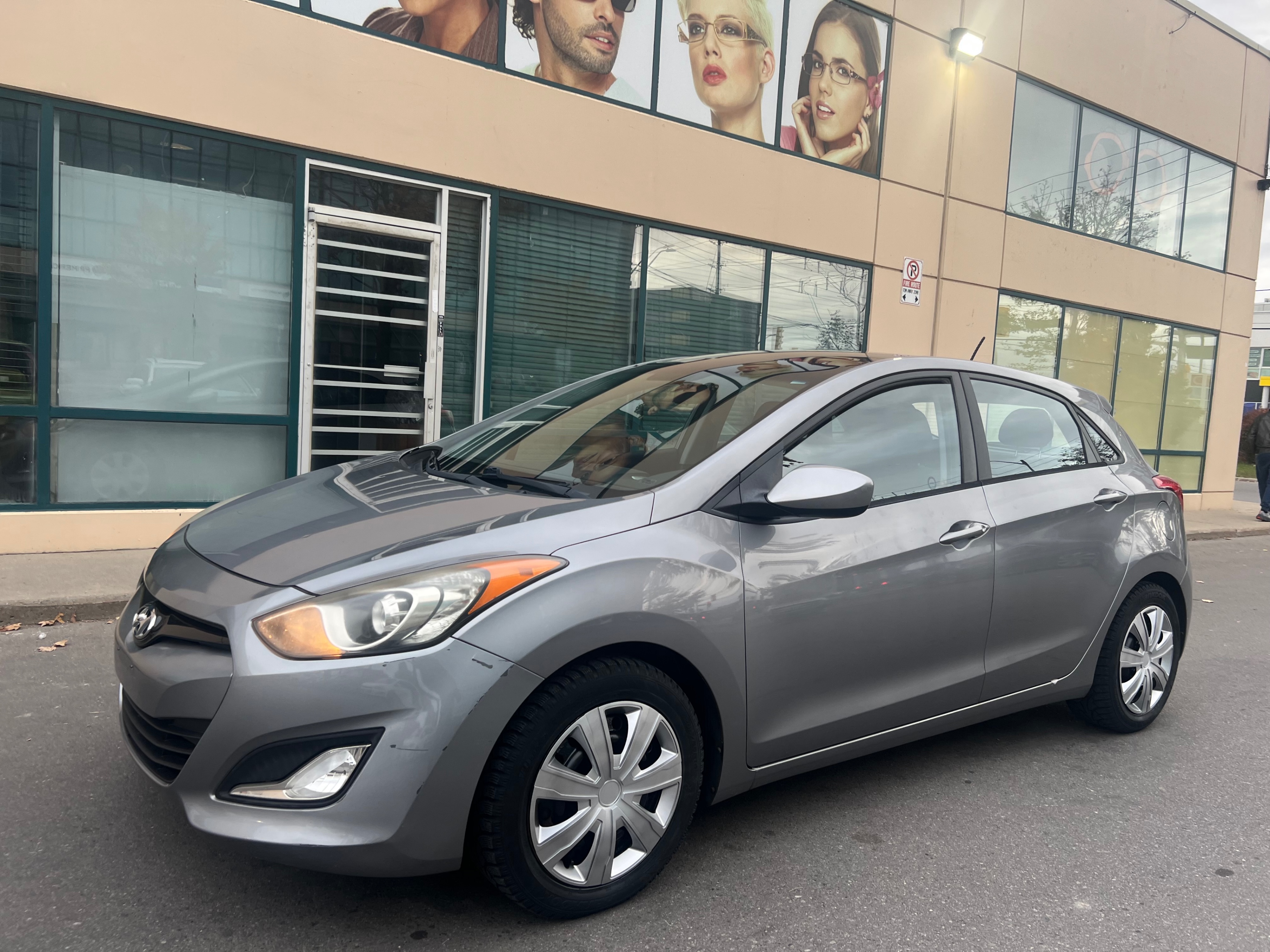 Gray 2013 Hyundai Elantra GT Hatchback Automatic