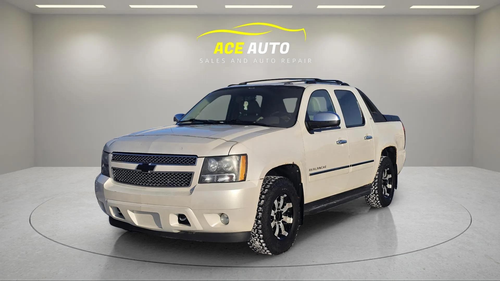 2011 Chevrolet Avalanche LTZ 4WD
