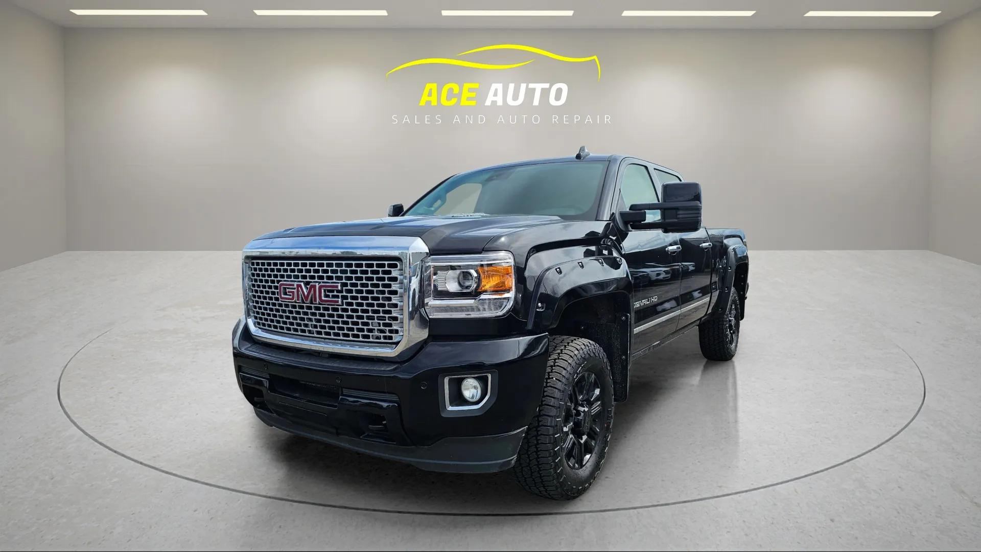 Black 2015 GMC Sierra 3500HD Denali Crew Cab LB 4WD Pickup Truck Four-Wheel Drive Automatic
