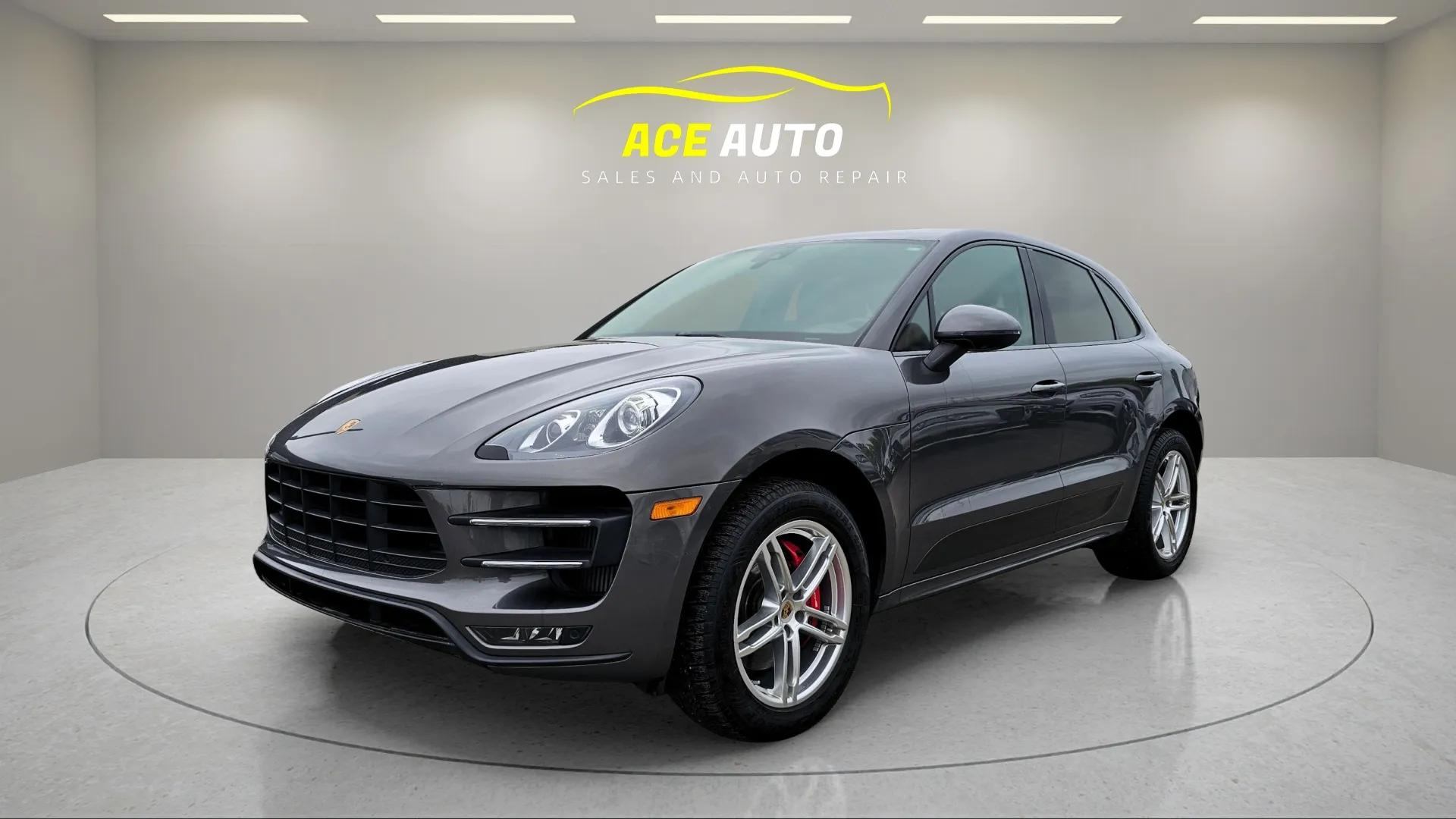 2015 Porsche Macan Turbo AWD