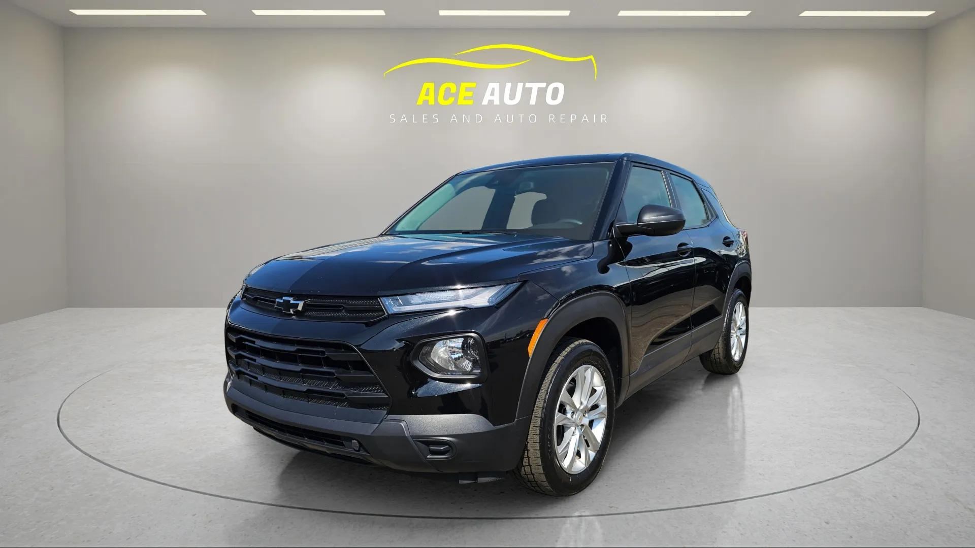 Black 2021 Chevrolet Trailblazer SUV / Crossover Four-Wheel Drive Automatic
