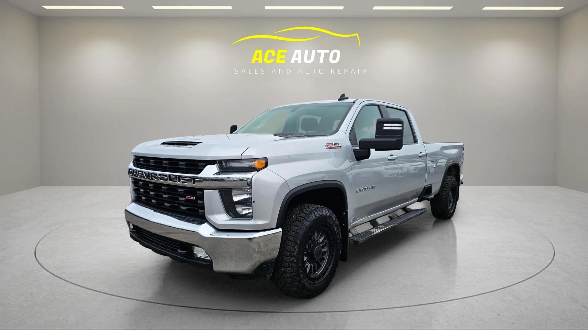 2022 Chevrolet Silverado 2500HD LT Crew Cab 4WD
