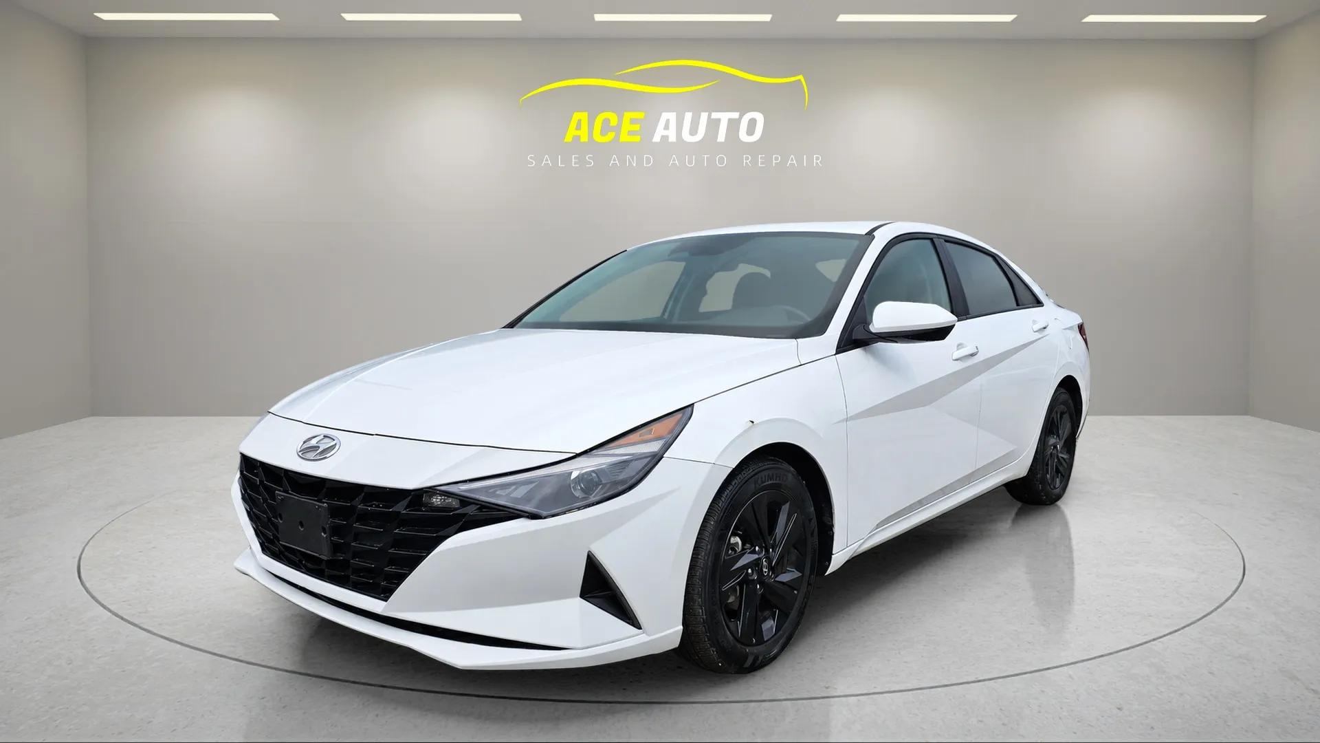 White 2023 Hyundai Elantra Sedan  Automatic