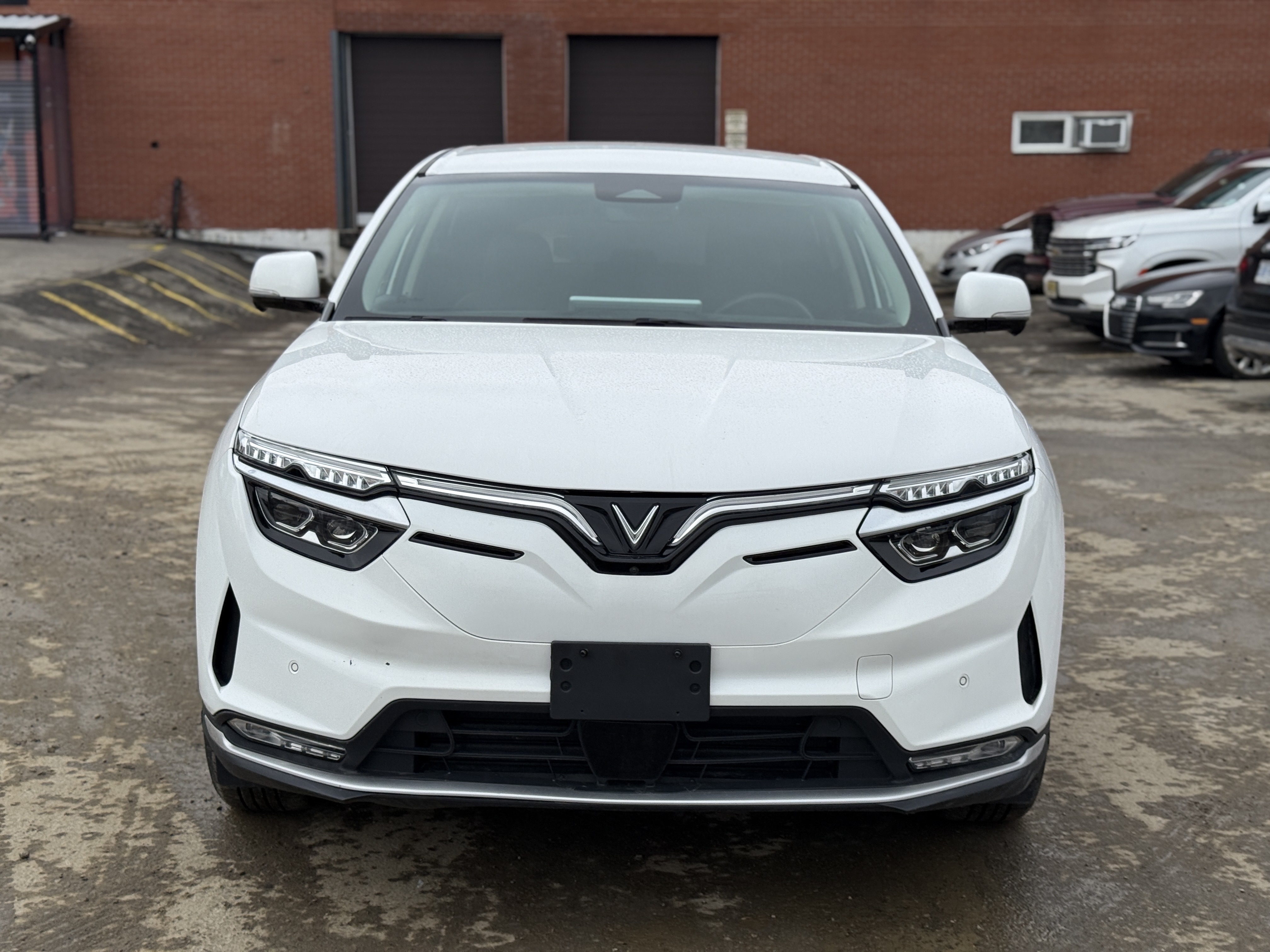 2023 VinFast VF 8