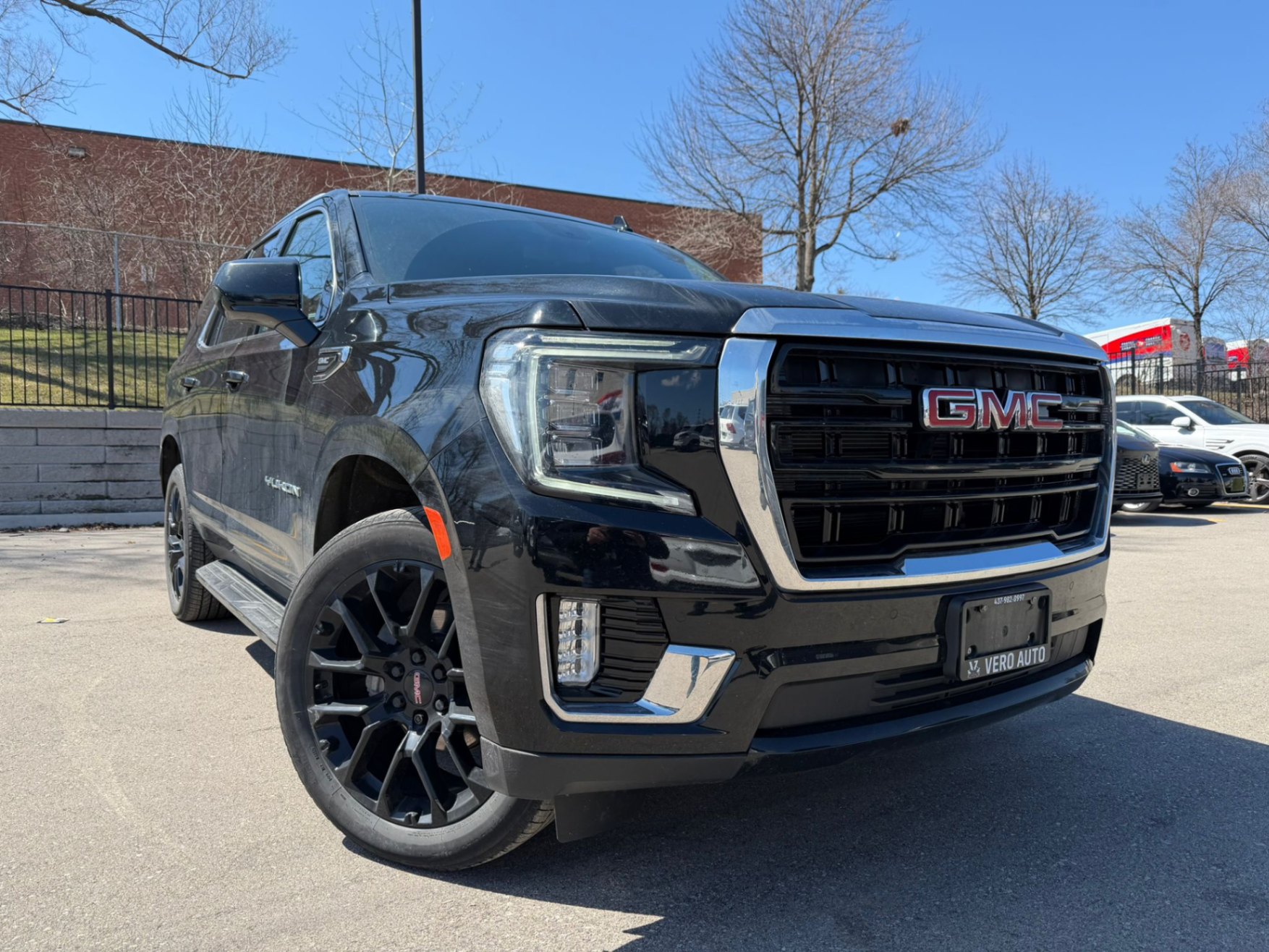 2023 GMC Yukon SLE 4WD