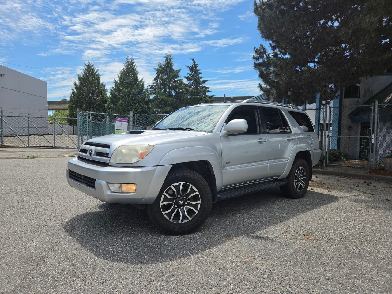 Silver 2004 Toyota 4Runner SR5 4WD SUV / Crossover Four-Wheel Drive Automatic