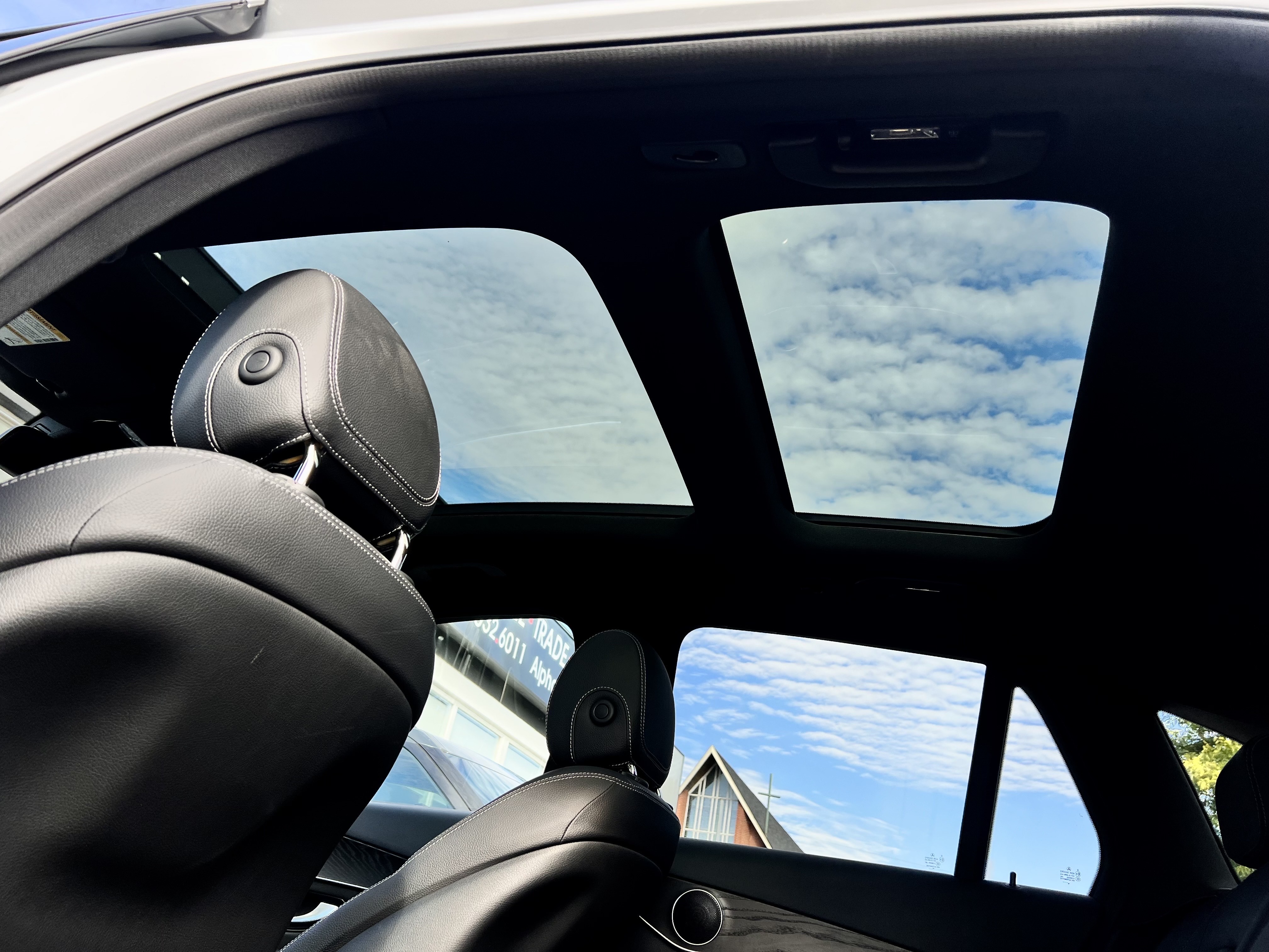 2019 Mercedes-Benz GLC-class GLC 300 4MA..., 多伦多, 全款车