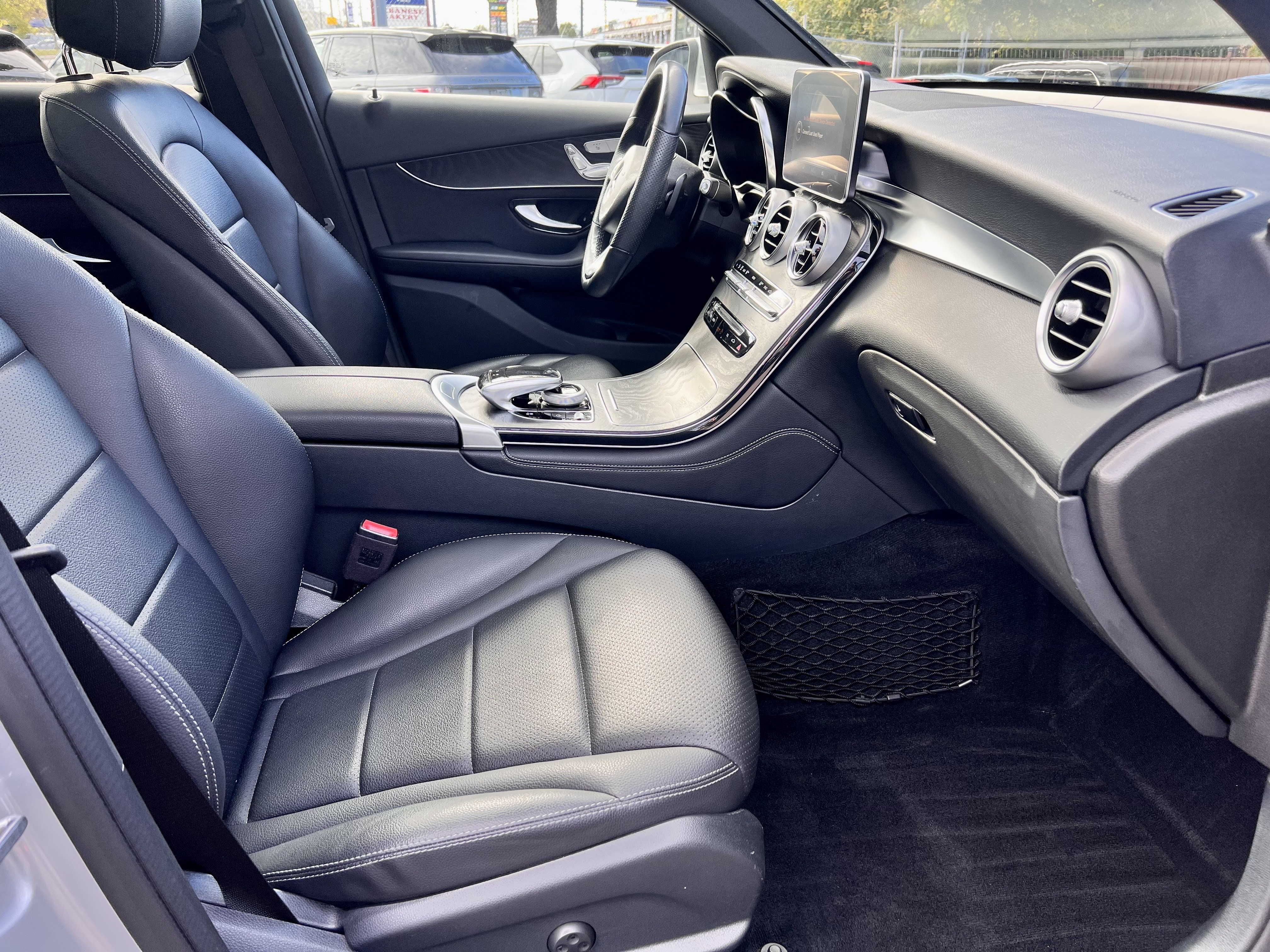 2019 Mercedes-Benz GLC-class GLC 300 4MA..., 多伦多, 全款车