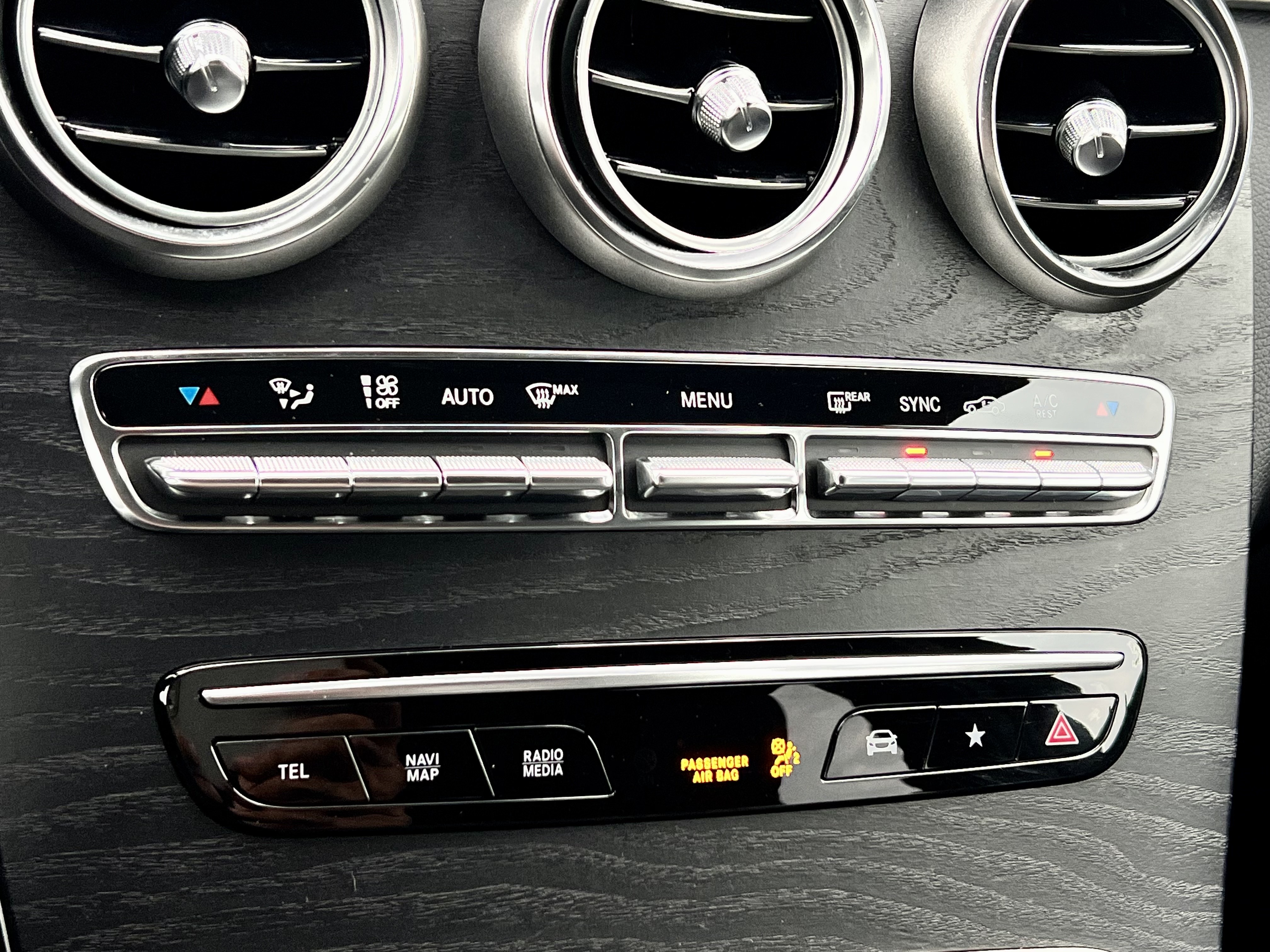 2020 Mercedes-Benz GLC-class GLC 300 4MA..., 温哥华, 全款车