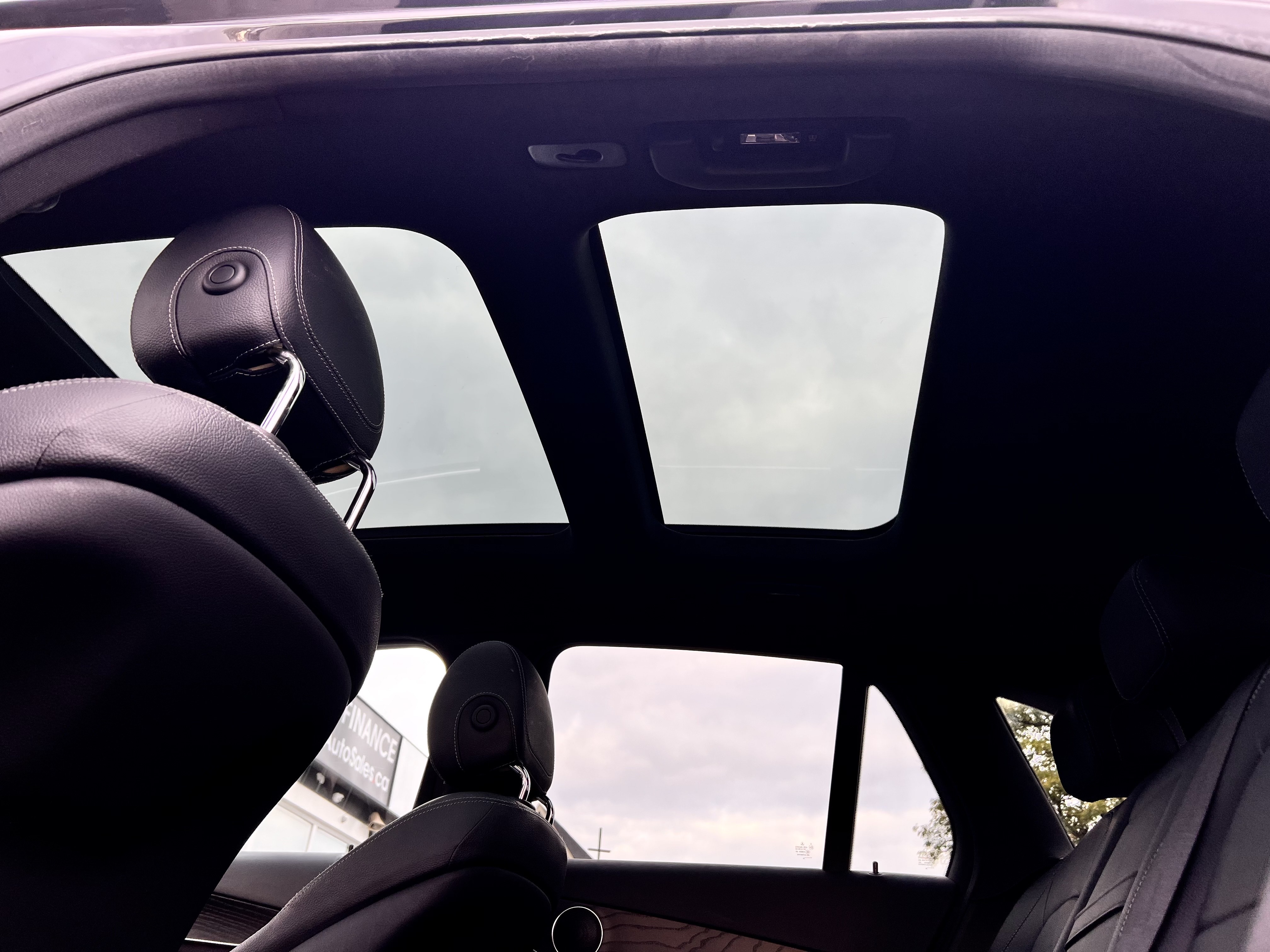 2020 Mercedes-Benz GLC-class GLC 300 4MA..., 温哥华, 全款车