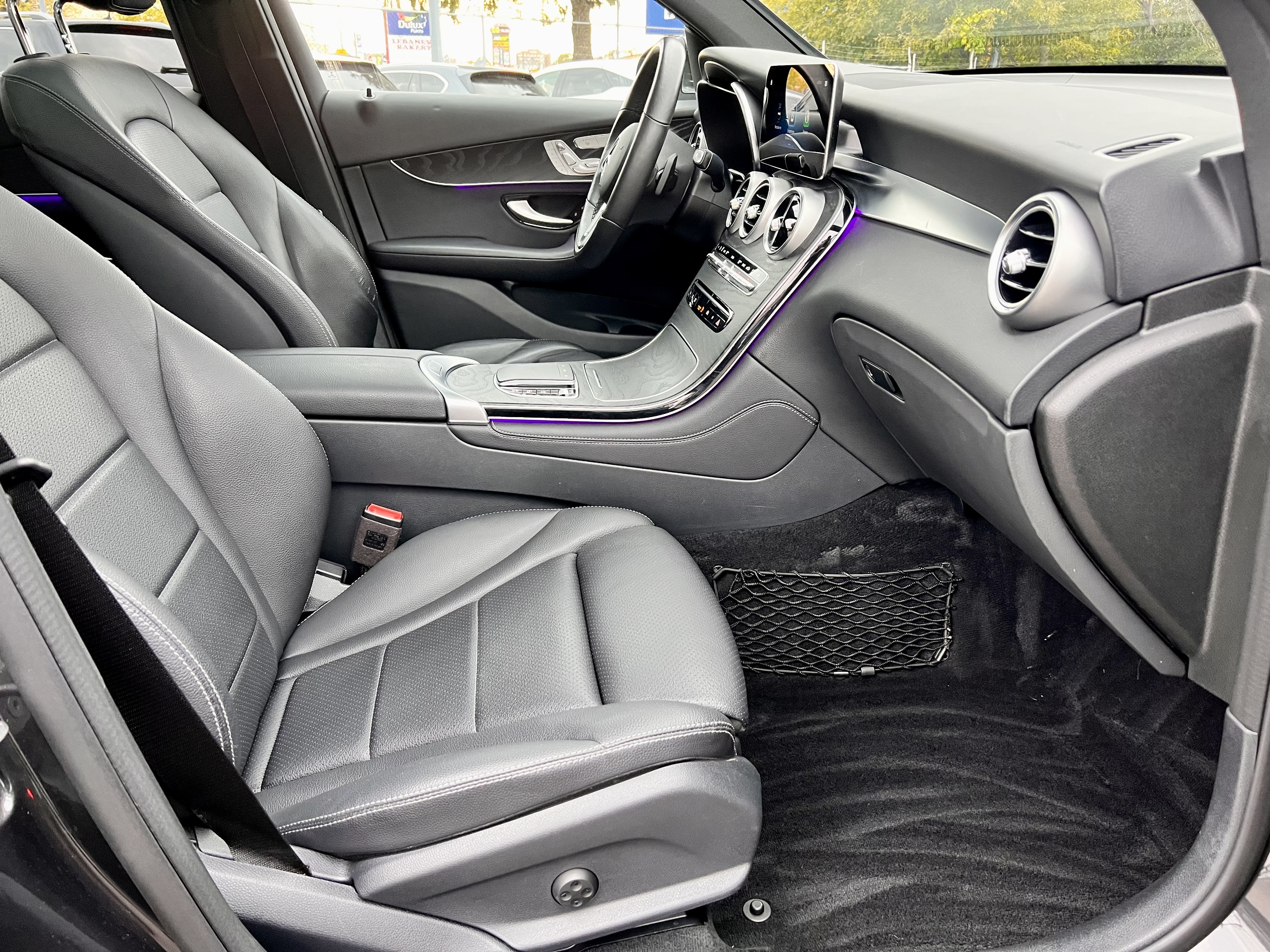 2020 Mercedes-Benz GLC-class GLC 300 4MA..., 温哥华, 全款车