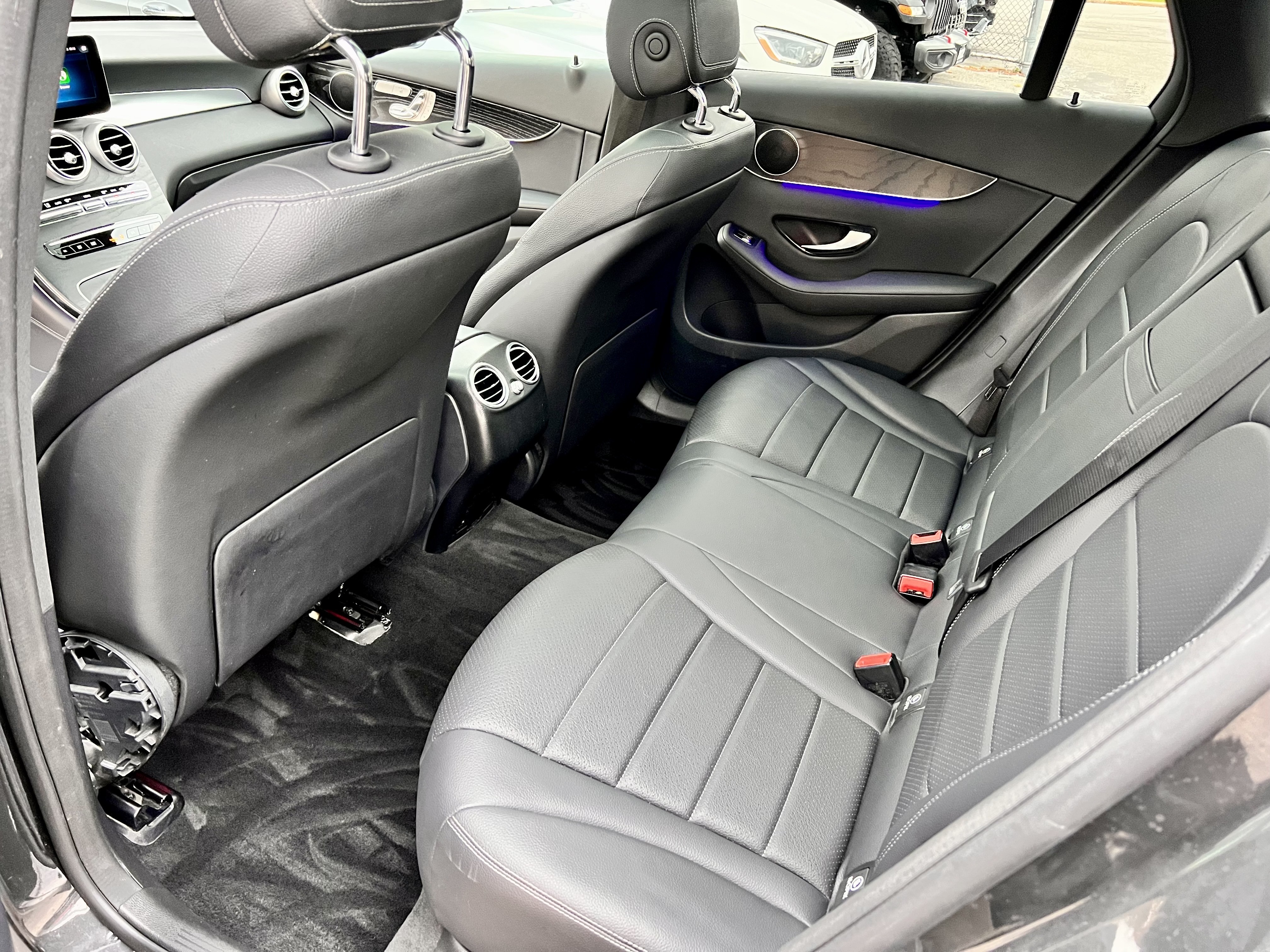 2020 Mercedes-Benz GLC-class GLC 300 4MA..., 温哥华, 全款车