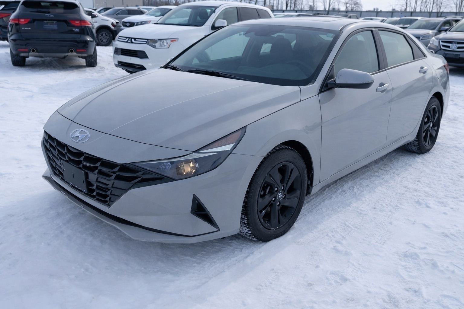 Hyundai Elantra SEL FWD