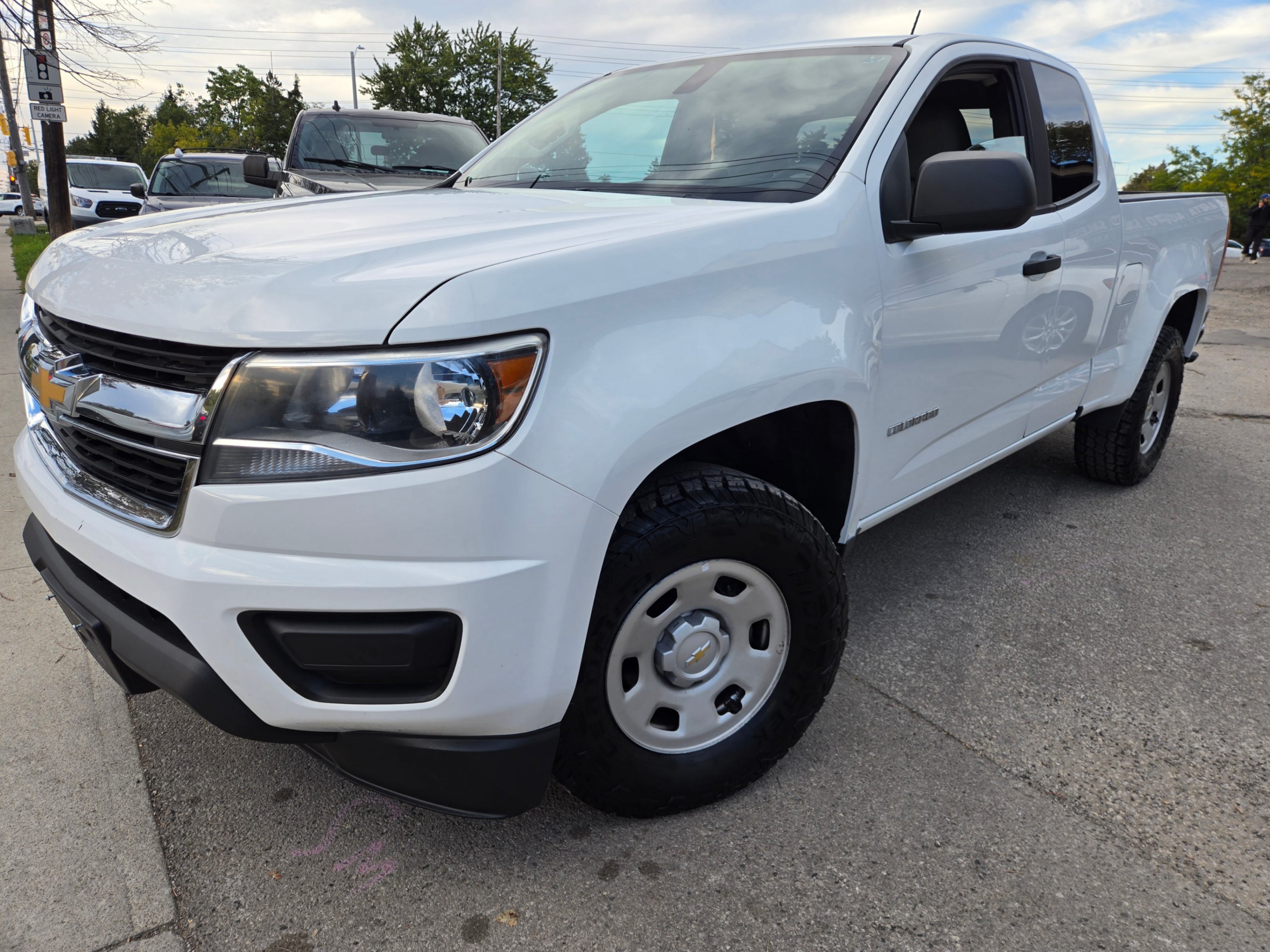 White 2020 Chevrolet Colorado Pickup Truck 4X2 Automatic