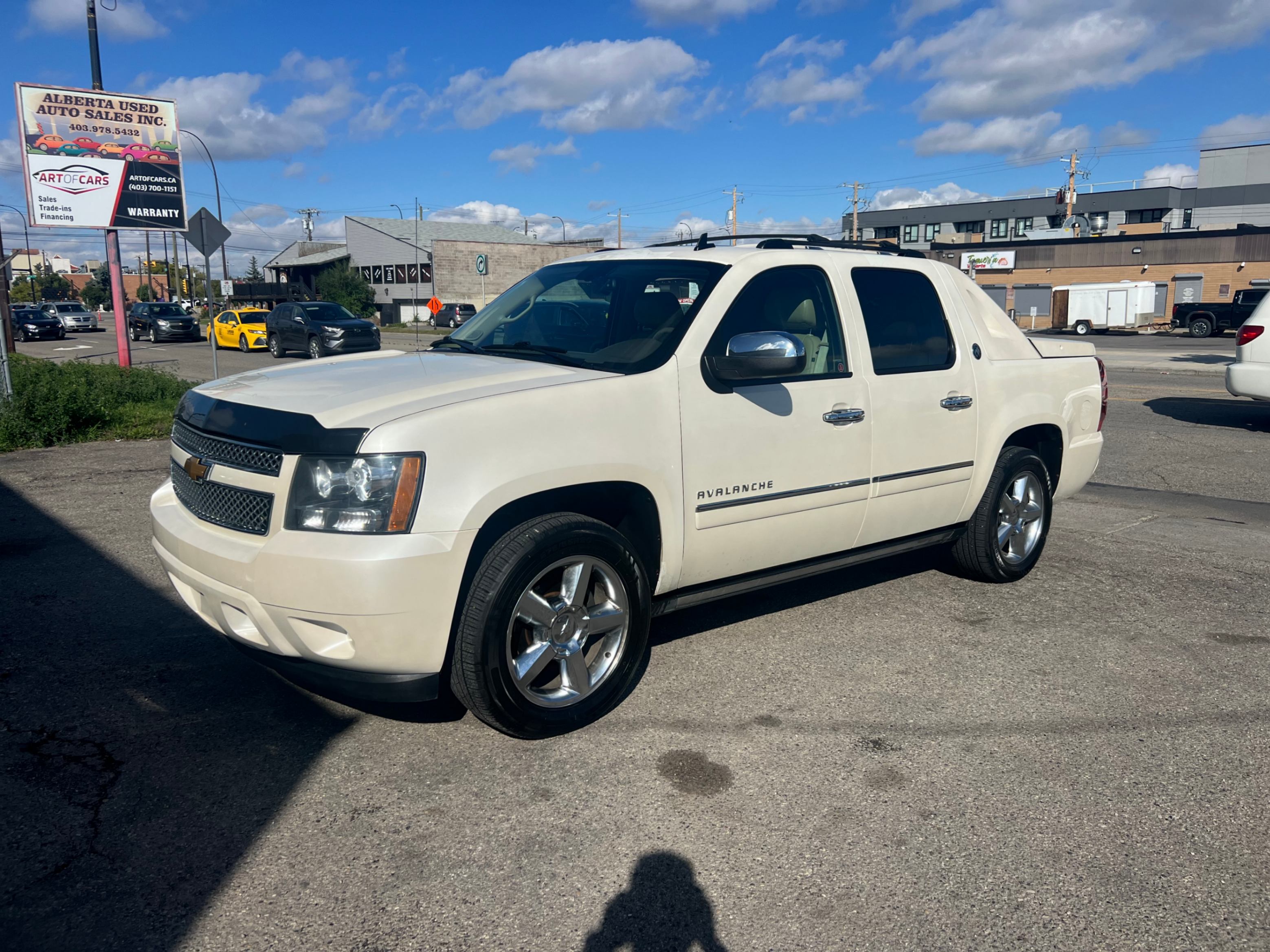 2013 Chevrolet Avalanche LTZ Black Diamond Edition 4WD
