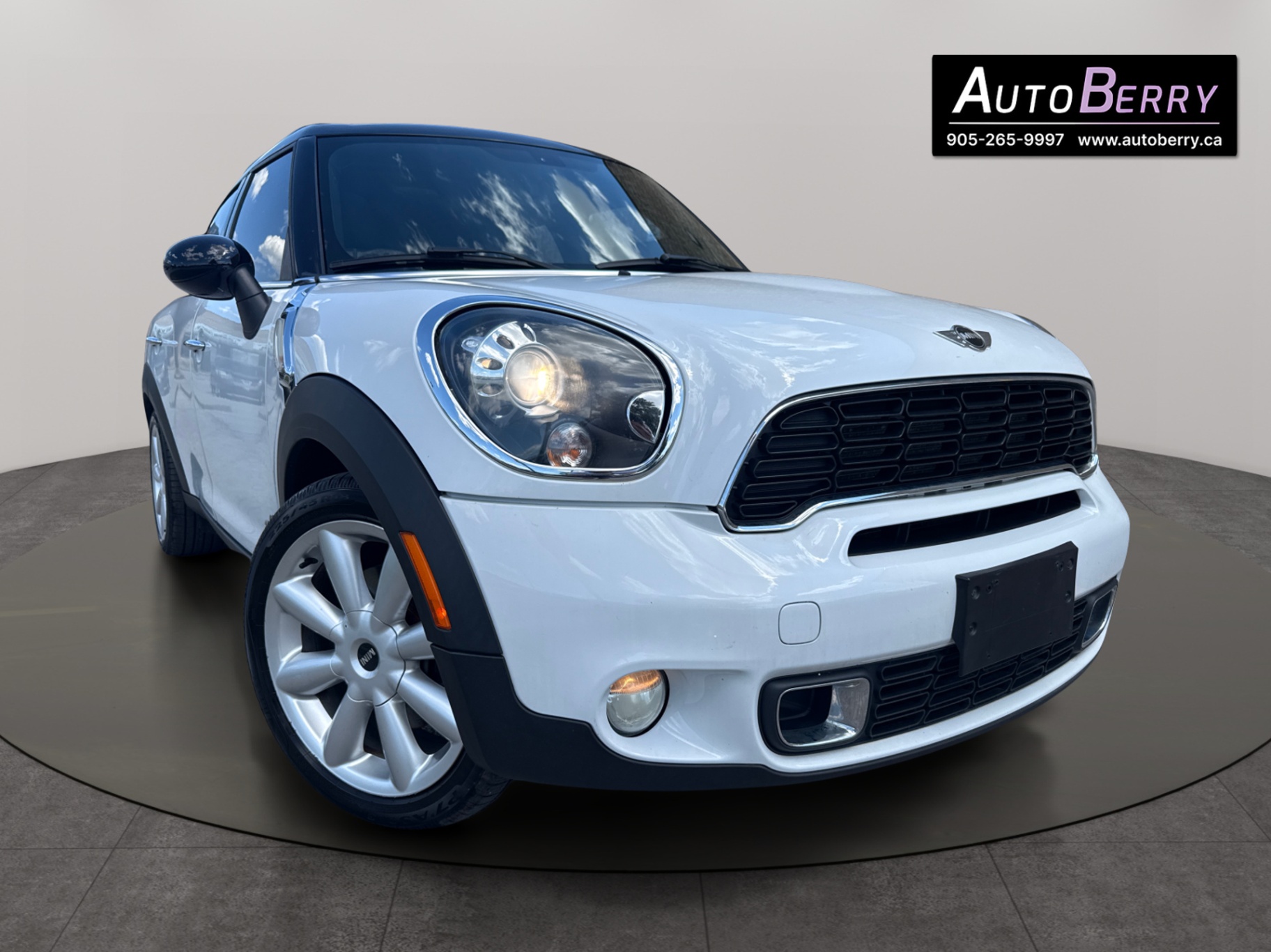 White 2013 MINI Countryman S ALL4 AWD SUV / Crossover All-Wheel Drive 6-Speed Manual
