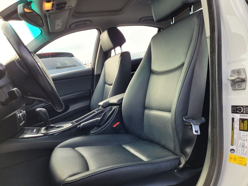 /autoisland/2009-BMW-3Series-7236276792988141.jpg