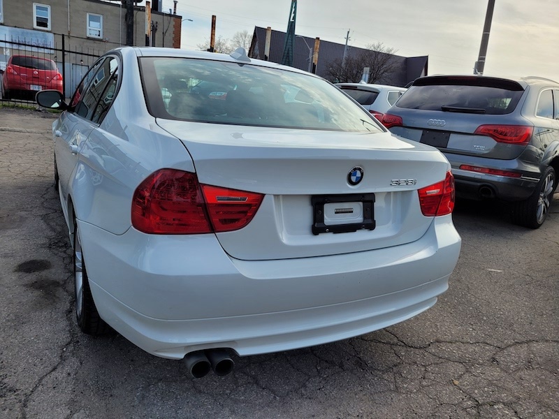 /autoisland/2009-BMW-3Series-9288183577982041.jpg