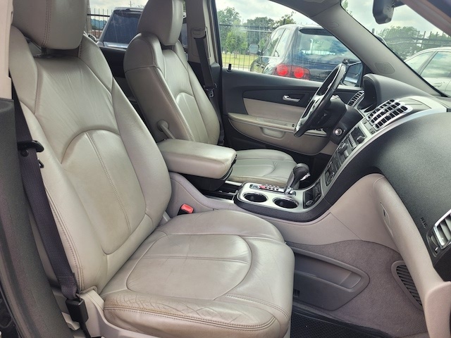 /autoisland/2009-GMC-Acadia-07572158163641407.jpg