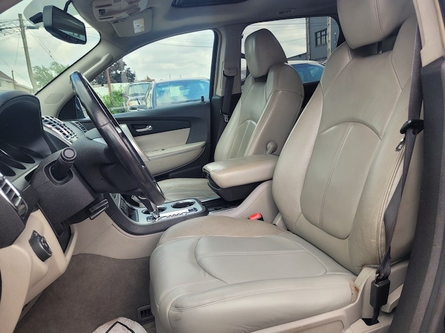 /autoisland/2009-GMC-Acadia-25664181013999565.jpg