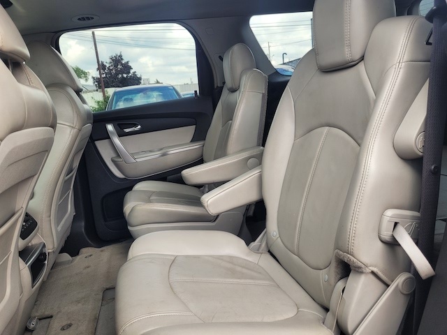 /autoisland/2009-GMC-Acadia-36915849764140996.jpg
