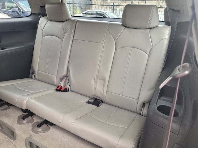 /autoisland/2009-GMC-Acadia-9052488769157256.jpg