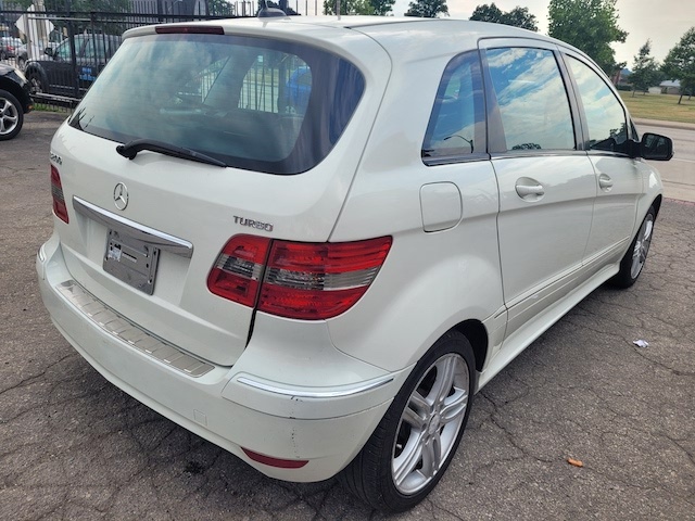/autoisland/2009-Mercedes-Benz-B-Class-011131235320387622.jpg