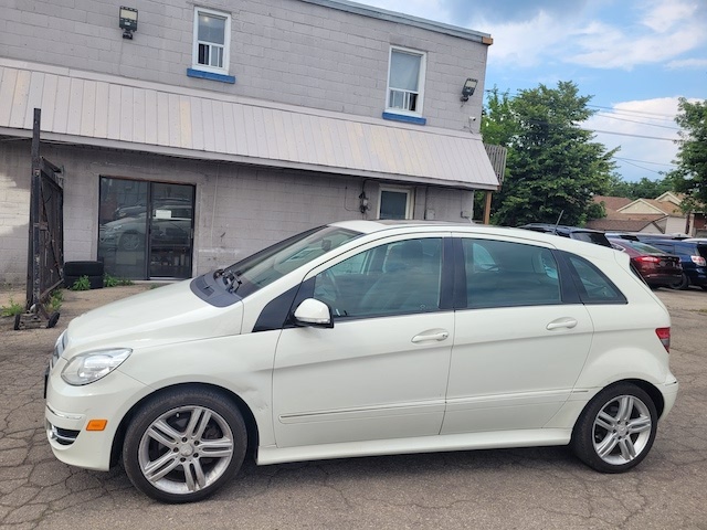 /autoisland/2009-Mercedes-Benz-B-Class-28270403352542073.jpg