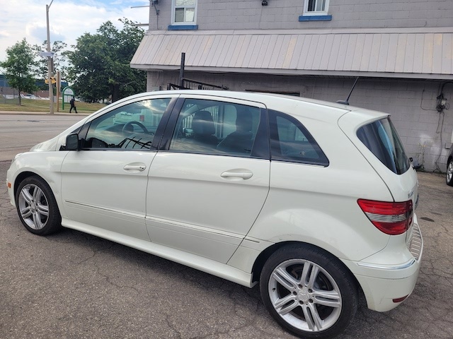 /autoisland/2009-Mercedes-Benz-B-Class-8401856967169135.jpg