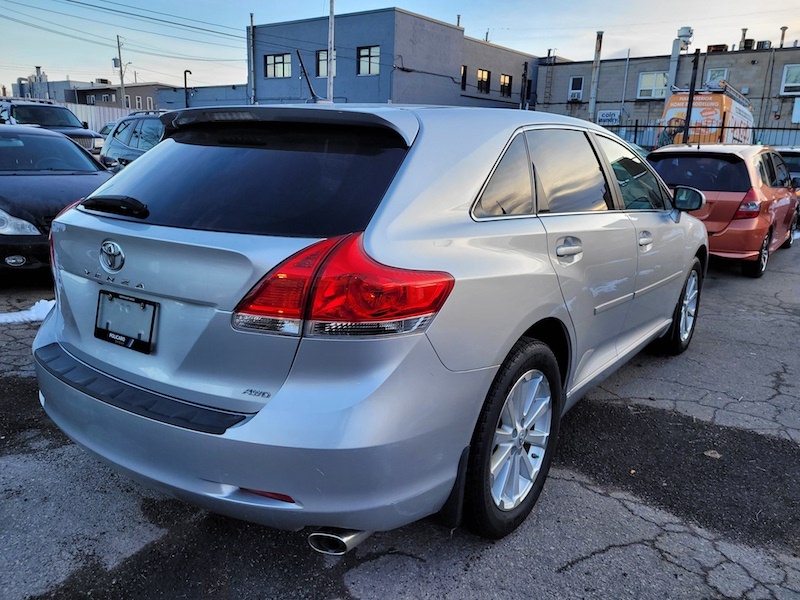 /autoisland/2009-Toyota-Venza-3553725200803297.jpg