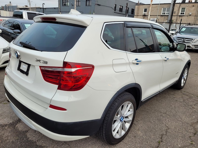 /autoisland/2011-BMW-X3-16664894280381048.jpg