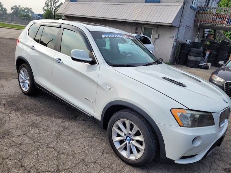 /autoisland/2011-BMW-X3-5608314686205245.jpg