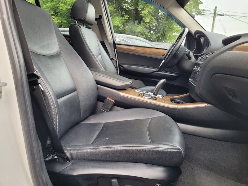 /autoisland/2011-BMW-X3-800996090845904.jpg