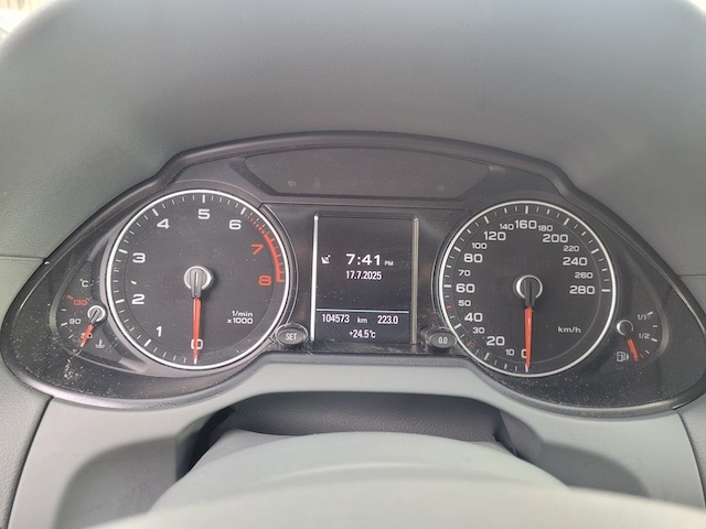 /autoisland/2013-Audi-Q5-15638306230787968.jpg