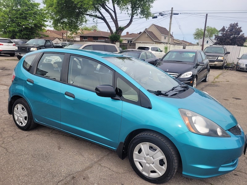 /autoisland/2013-Honda-Fit-6865401326072007.jpg