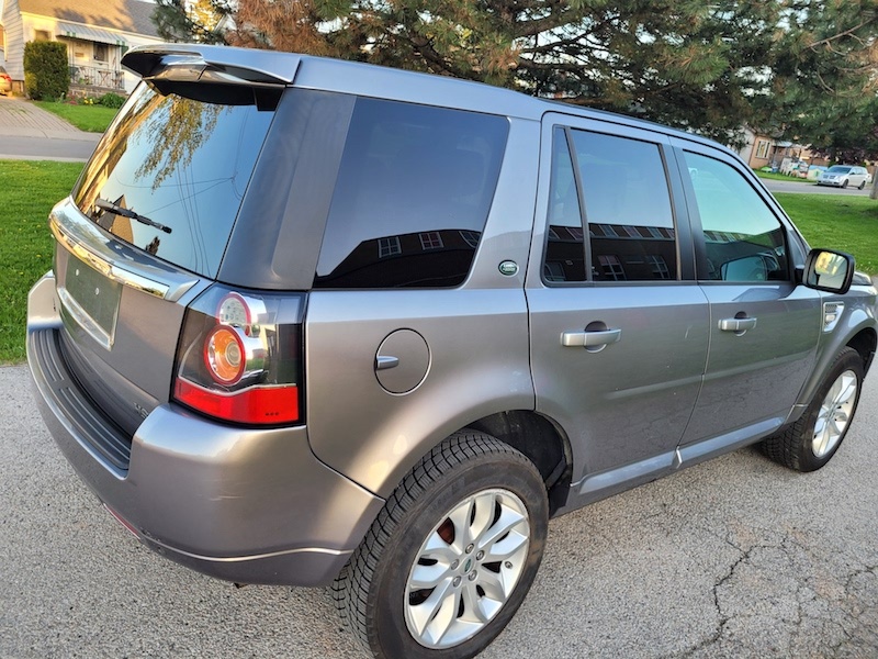 /autoisland/2013-LandRover-LR2-23820347459159752.jpg