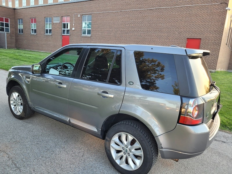 /autoisland/2013-LandRover-LR2-8106627521691057.jpg