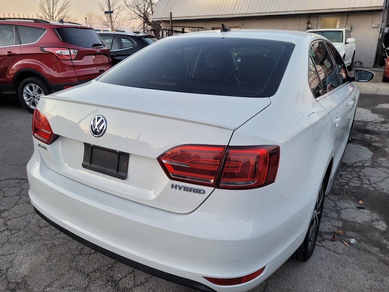/autoisland/2013-Volkswagen-JettaSedan-44523334452182706.jpg