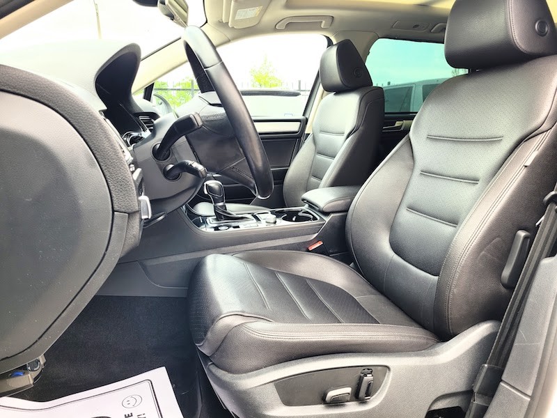 /autoisland/2015-Volkswagen-Touareg-006564416188356237.jpg