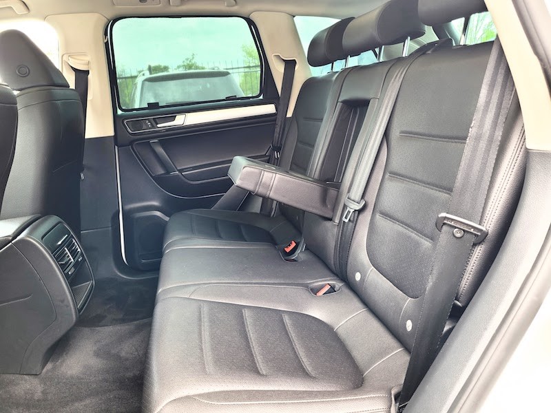 /autoisland/2015-Volkswagen-Touareg-08749416144069189.jpg