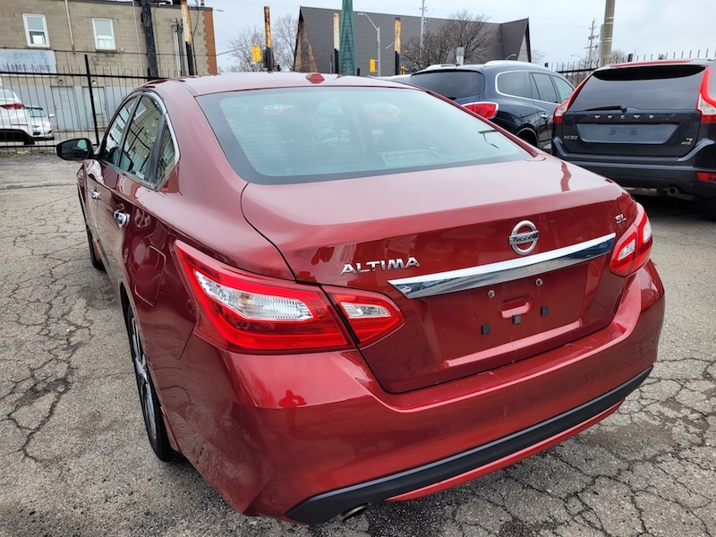 /autoisland/2016-Nissan-Altima-04111933175086446.jpg