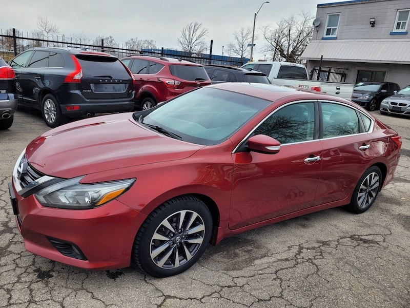 /autoisland/2016-Nissan-Altima-24536940254517847.jpg