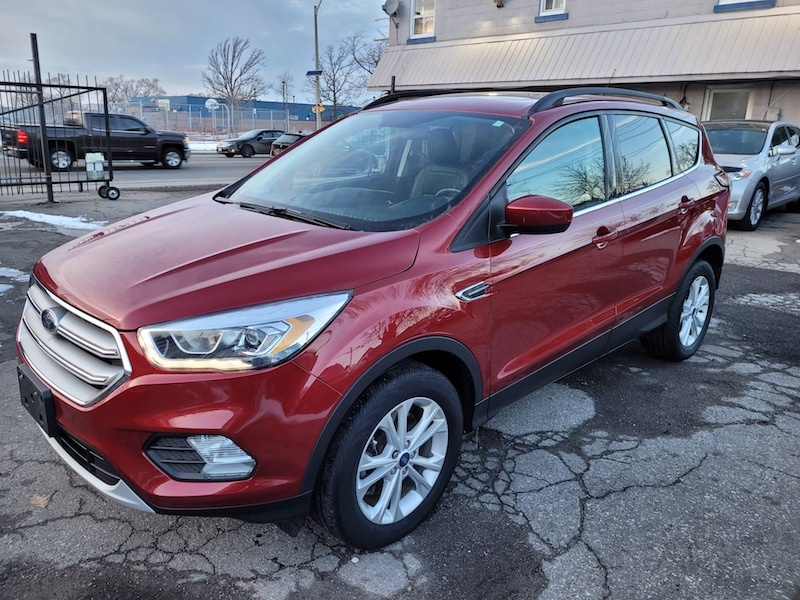 /autoisland/2018-Ford-Escape-149501292011345.jpg